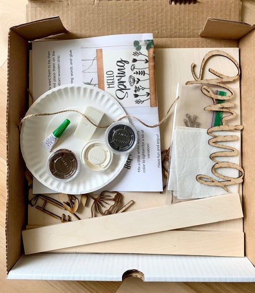 April DIY Kit – “Hello Spring” Wooden Craft Sign