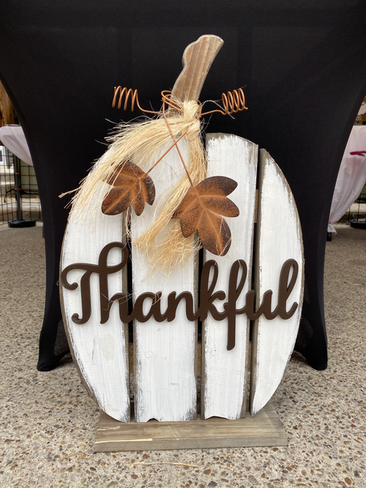 Rustic Thankful Pumpkin Dรฉcor โ A Perfect Fall Accent! ๐๐