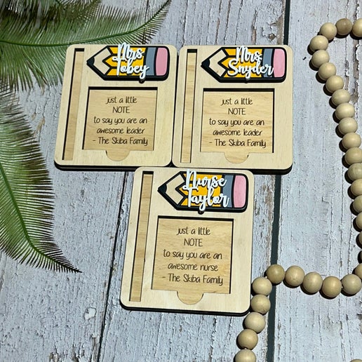 Personalized Wooden Post-It Note Holder – The Perfect Thoughtful Gift! ✏️💛