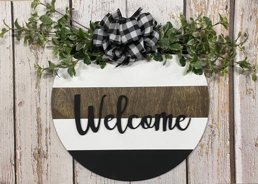 Rustic “Welcome” Door Sign – Perfect for Your Entryway! 🏡