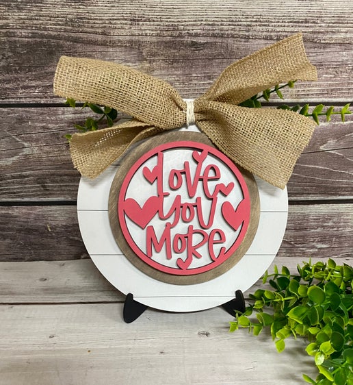 Interchangeable Seasonal Wooden Décor Set – Personalized Home Decor