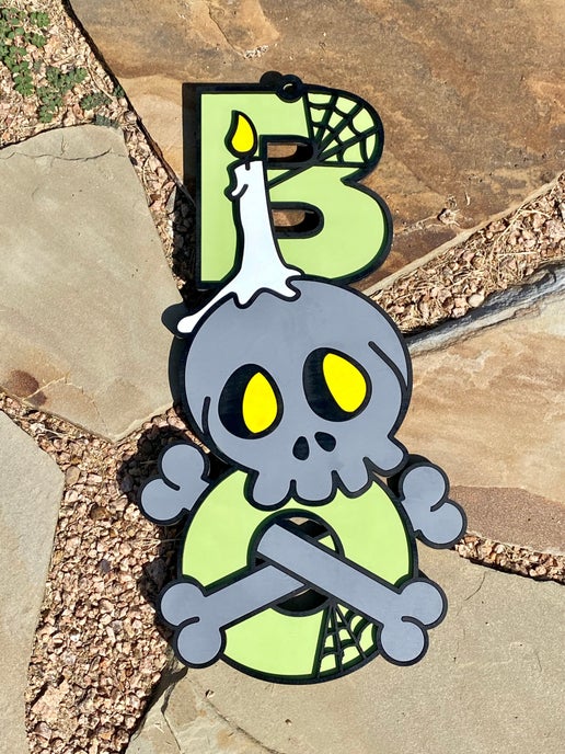 Boo skull door hanger