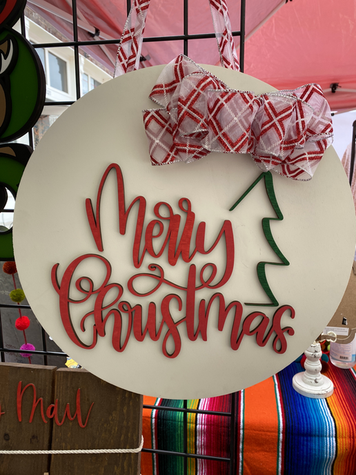 Merry Christmas Round Door Hanger – 18 Inches